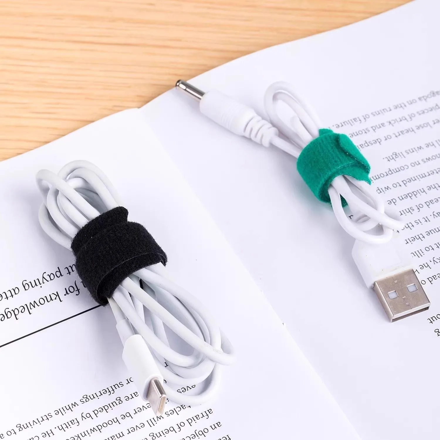 Organizer kabli wielokrotnego  – Cable Velcro Strap recenzja i cena
