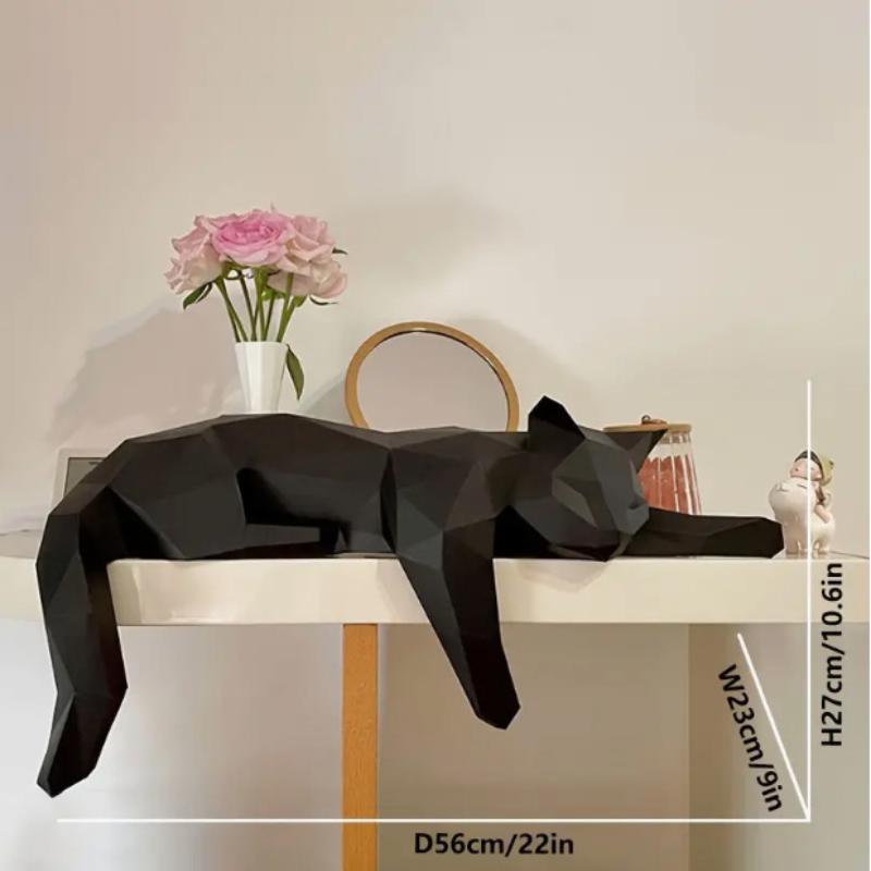 Czarno-biała statuetka kota -  – Desk Setup Black recenzja i cena