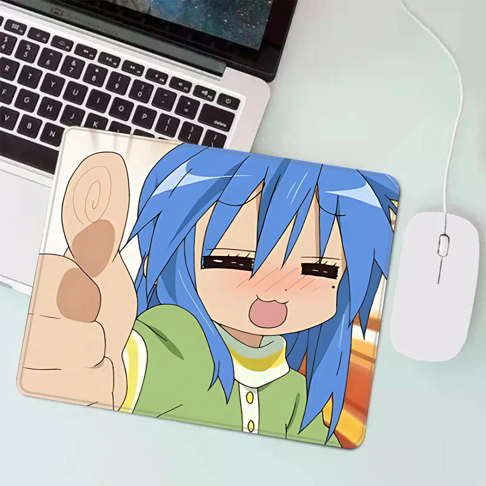 Podkładka pod mysz do gier Luc – Desk Setup Anime recenzja i cena